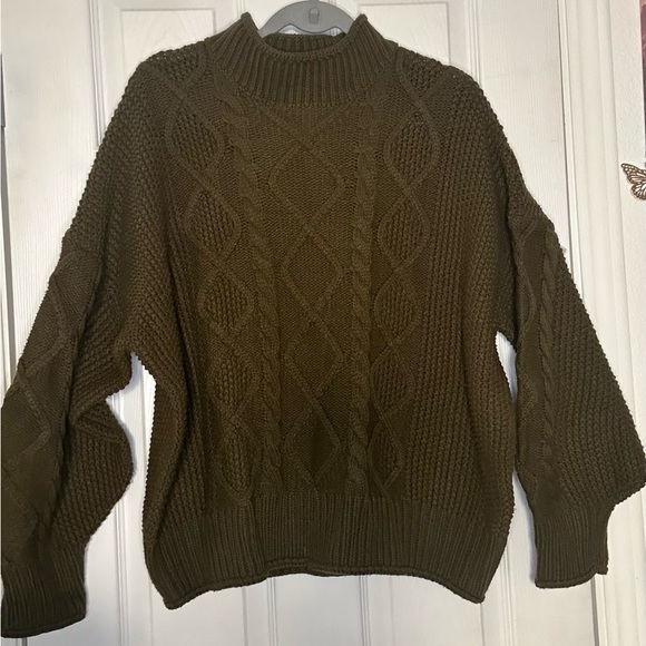High Neck Woven Sweater - Picture 2 of 3